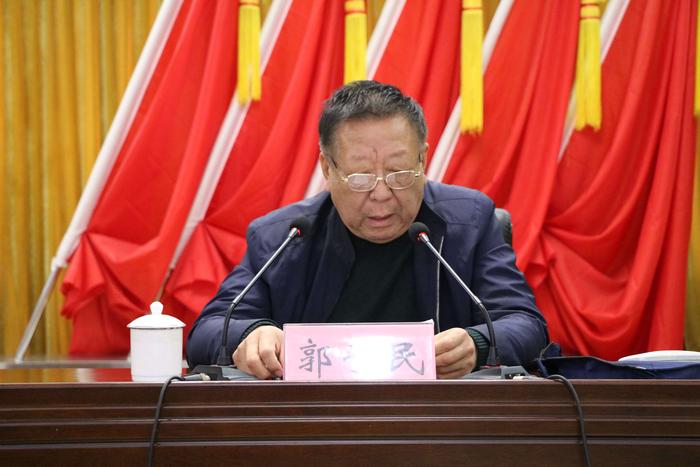 县统战部部长梁冠甫,临颍县人大副主任石建甫,临颍县政协副主席任向群